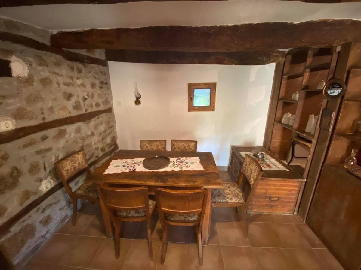 Cottage Modrich Struga Bagian luar foto