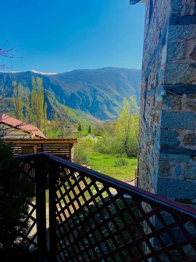 Cottage Modrich Struga Bagian luar foto