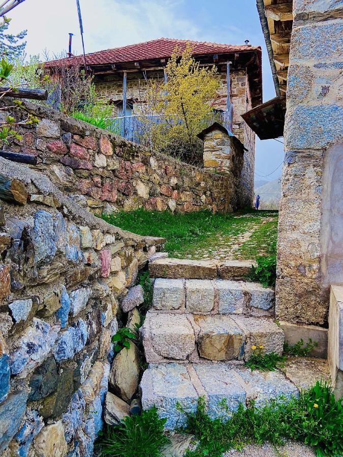 Cottage Modrich Struga Bagian luar foto